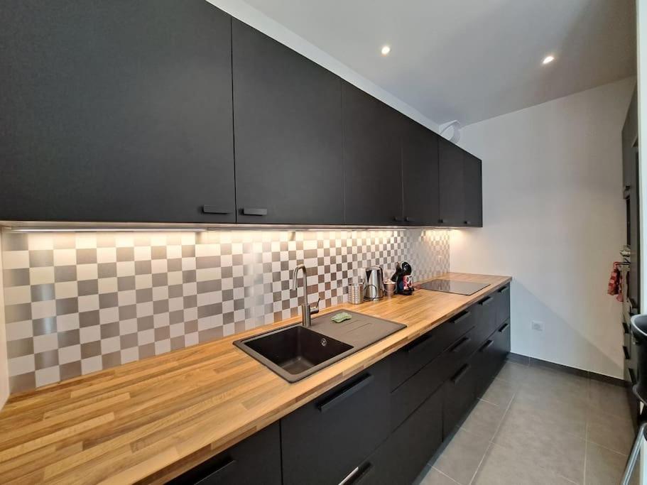 San Diego - Appartement Lumineux Reims Extérieur photo